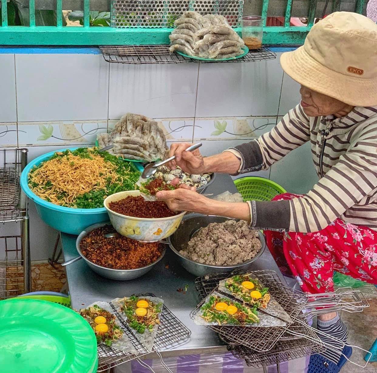 Bánh tráng kẹp Dì Em – Quán bánh tráng kẹp ở Đà Nẵng ngon nức tiếng