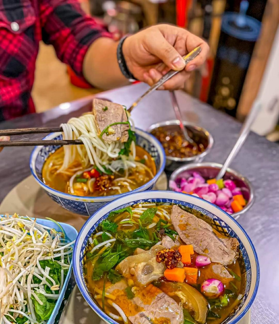  Bún bò Đà Nẵng cùng Bé Mai